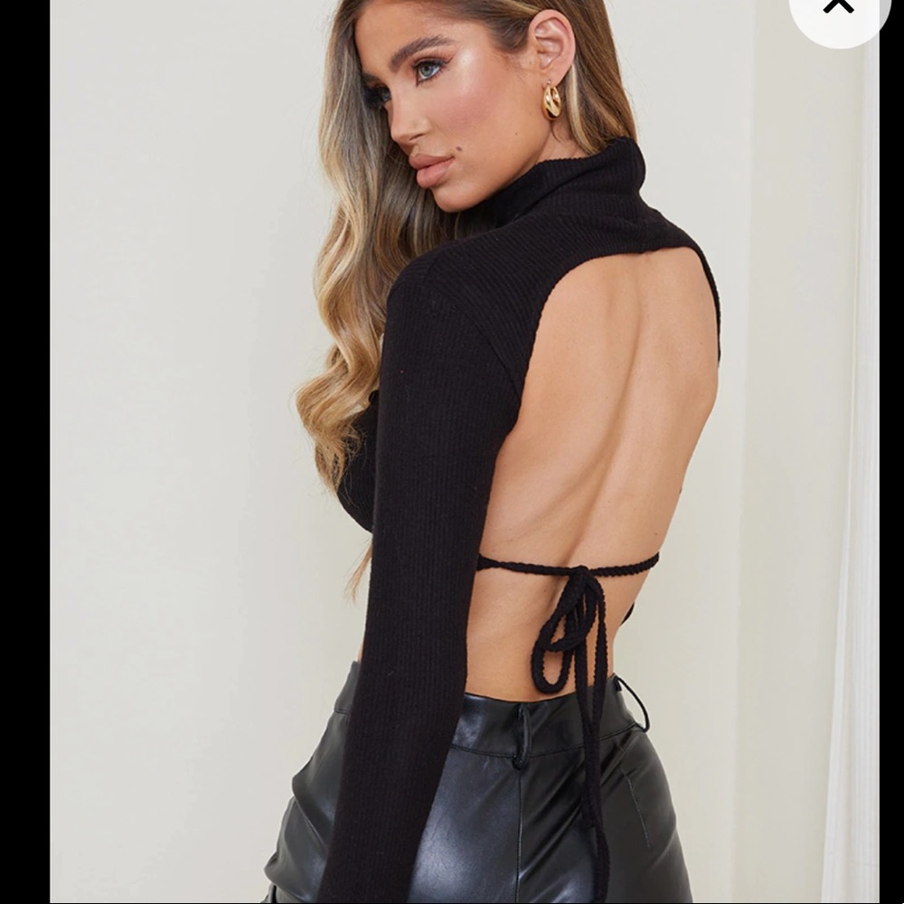 Pretty little thing backless crop top khaki